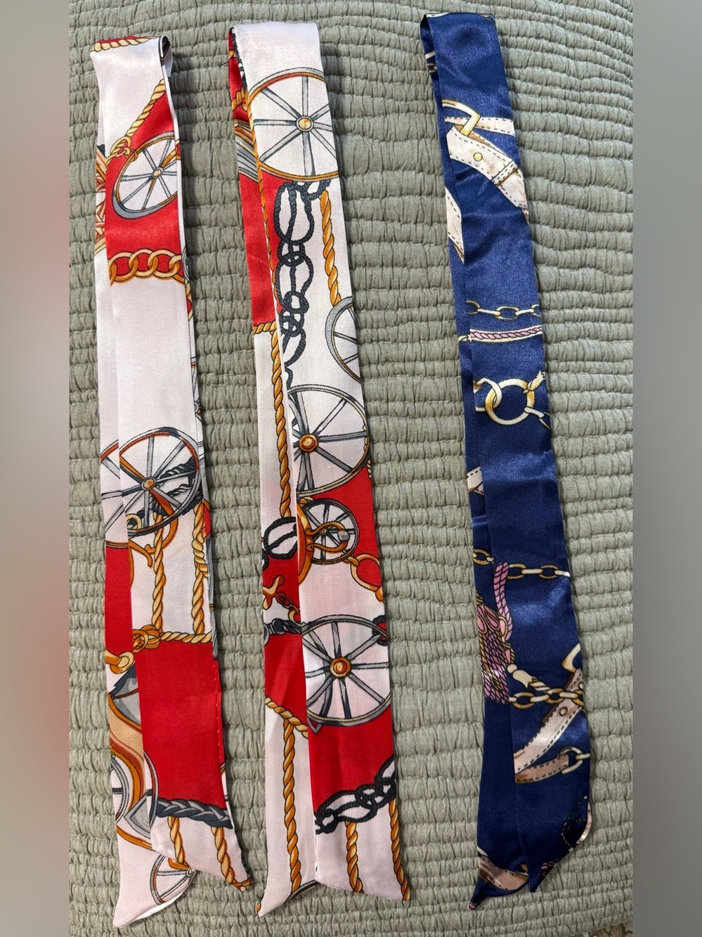 Thin Purse Scarf / Hairband /
Scarf. Length 35”